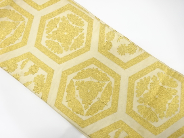 アンティーク　亀甲に蝶・菊模様織り出し袋帯（材料）